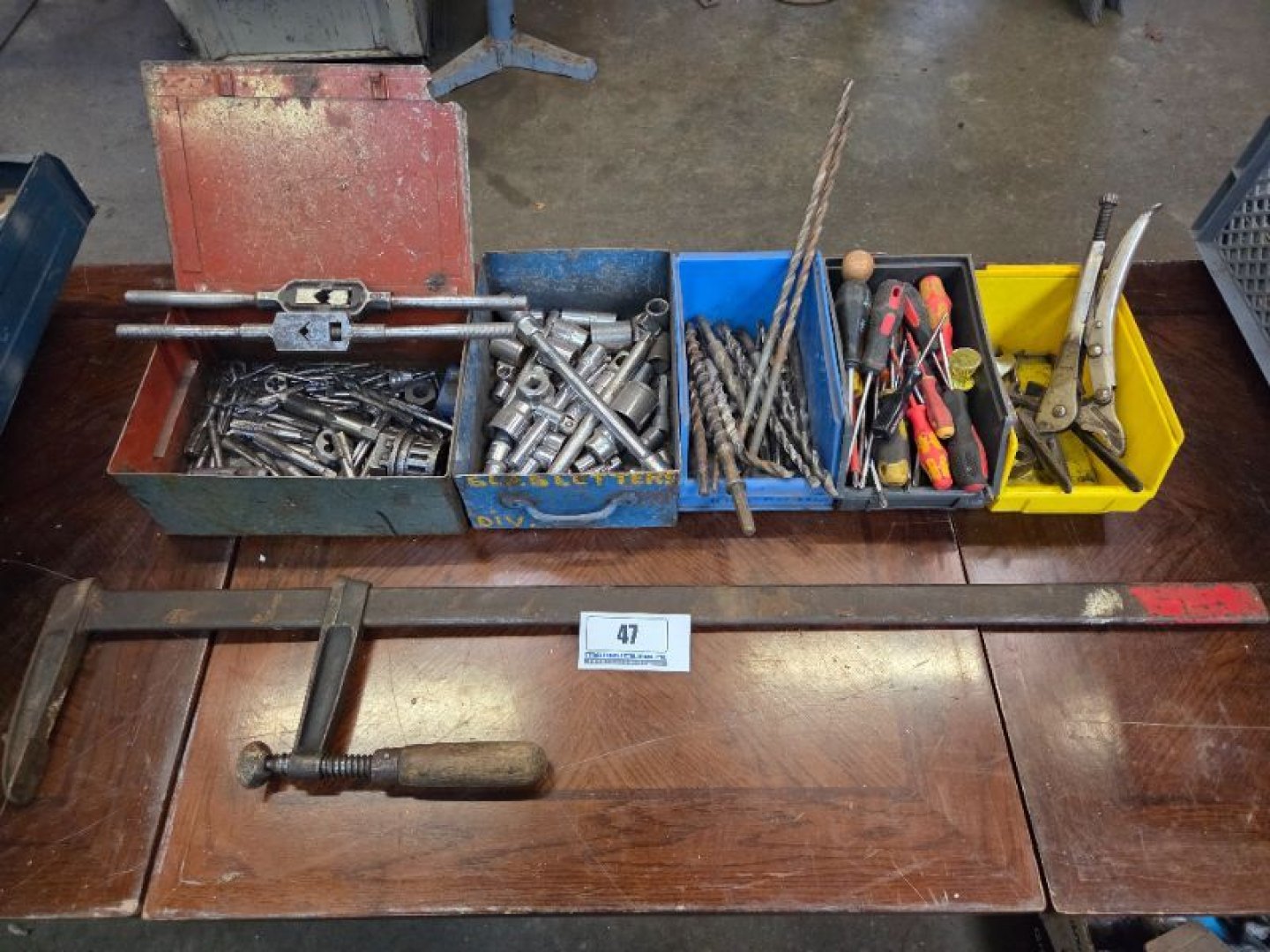 Partij gereedschappen