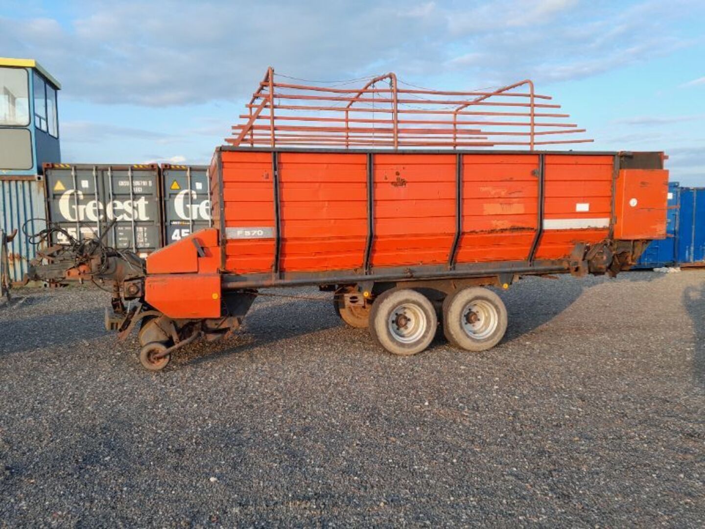 Deutz Fahr opraapwagen