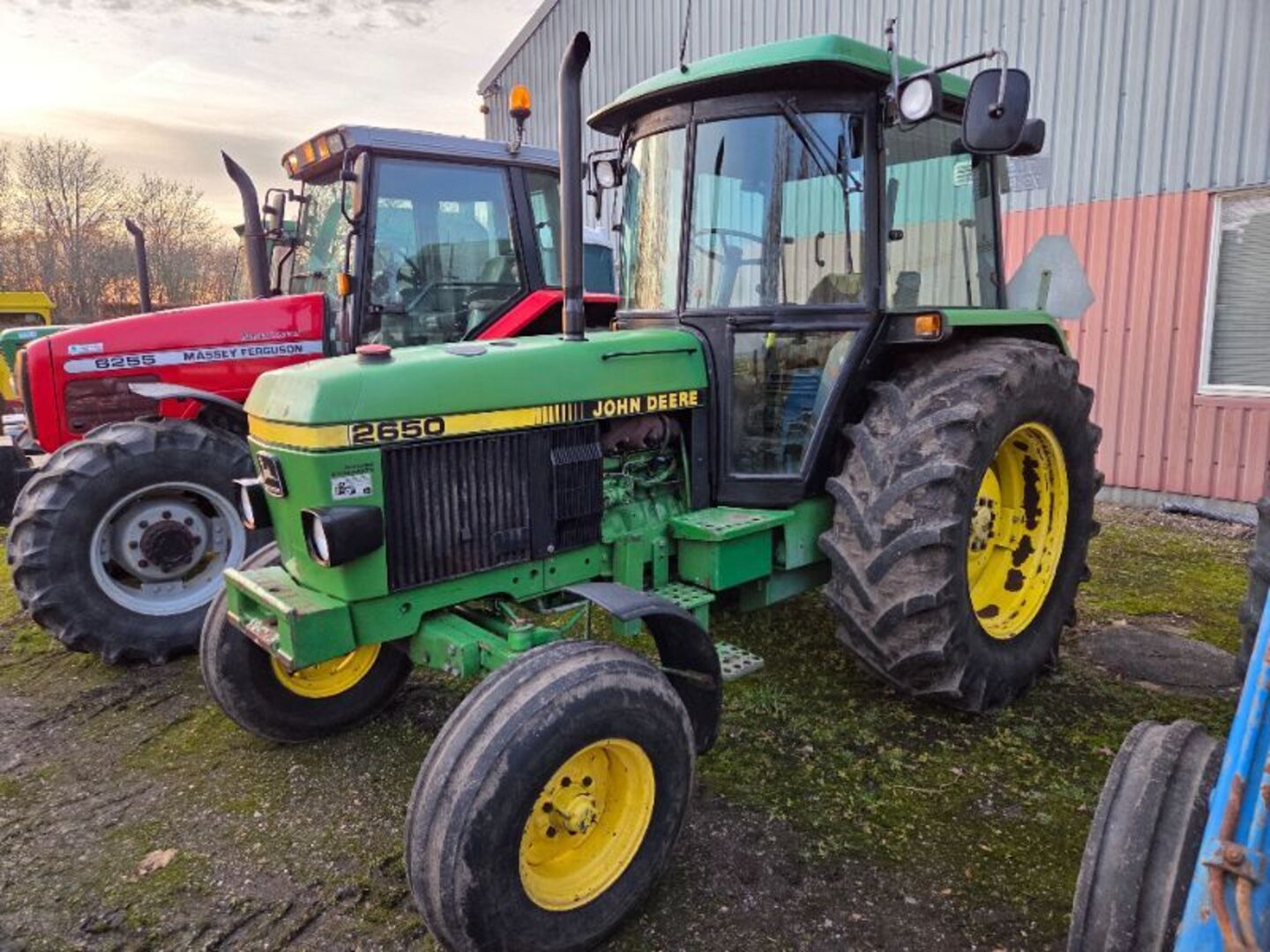 John Deere 2650