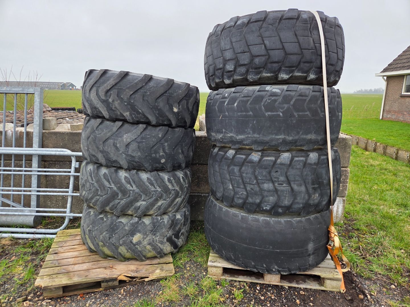 Twee keer vier banden